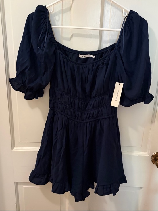 Mi Ami Pants - NWT Francesca's Navy Smocked Romper with Puff Sleeves Size Small